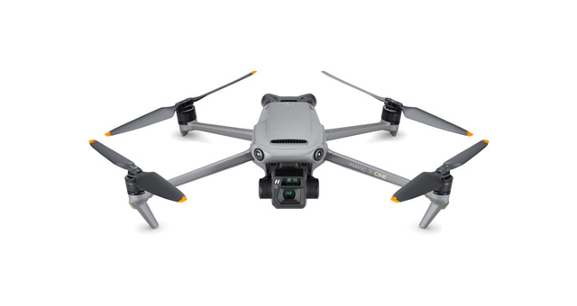 DJI OSMO Pro ComboDJI Mavic 3 Cine Premium Combo